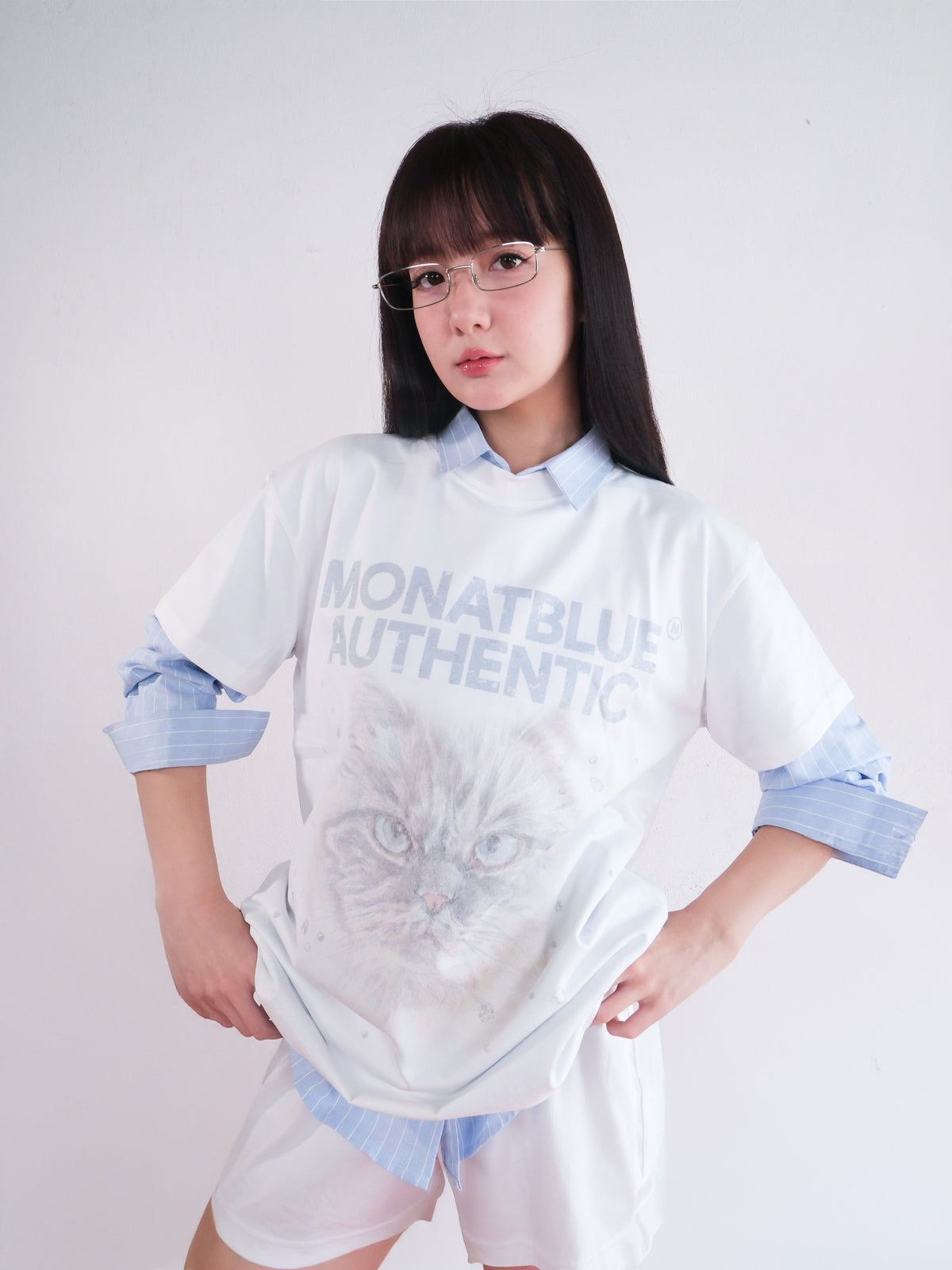 T-shirt Majestic Feline