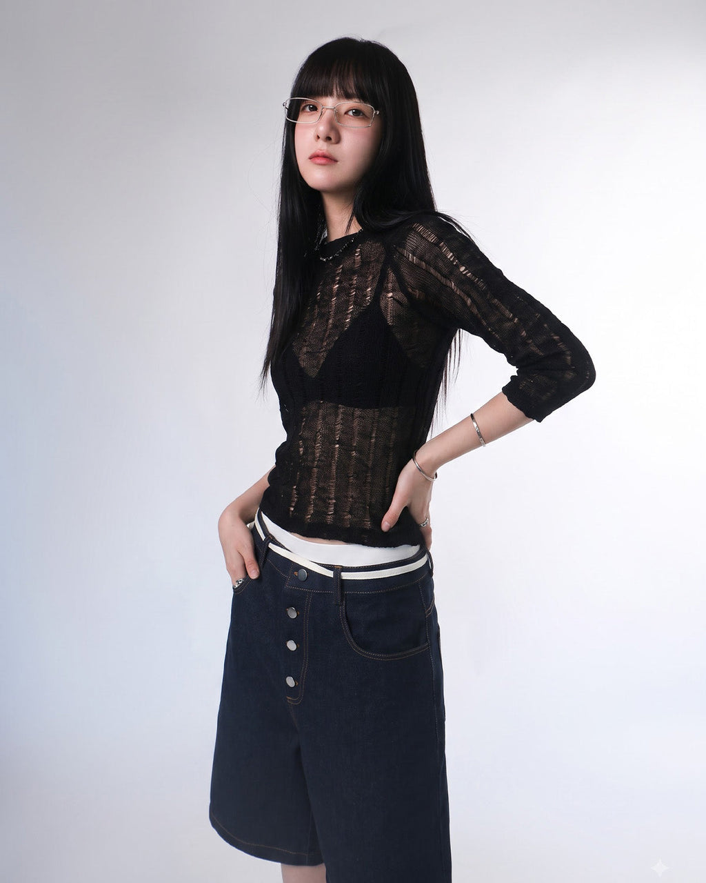 Lace Longsleeves Top - Black