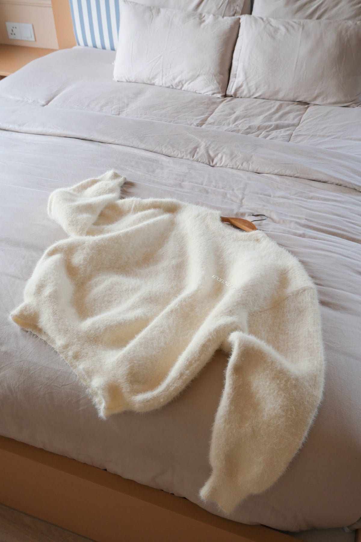 Cloud Fur Sweater - Limited Edition